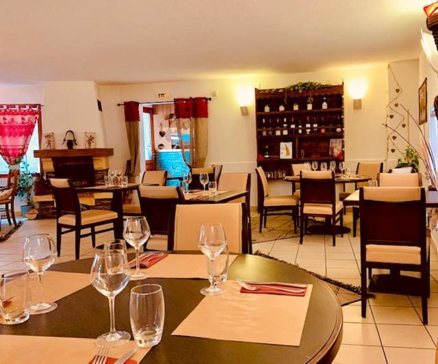 阿尤克斯 Auberge La Cascade酒店 外观 照片